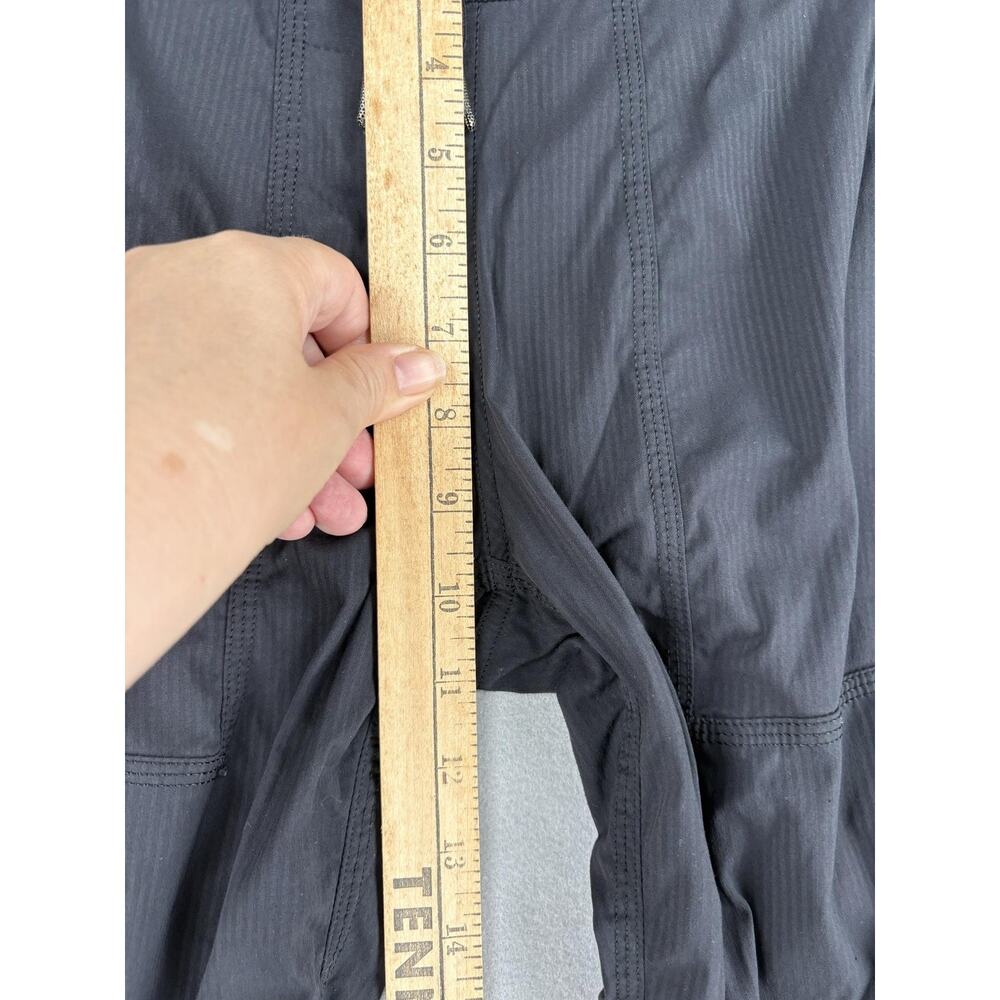Lululemon Pants Womens 6 Gray Capri Drawstring Waist Pockets Yoga Gym Athletic - Picture 5 of 9